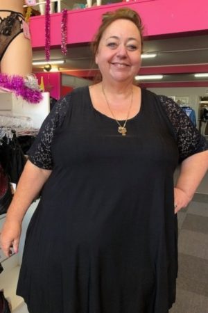 Lisa's Lacies The Lace Sleeve