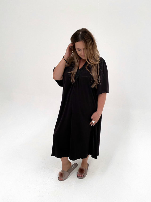 Lisa's Lacies Margaret Nightie - Image 10