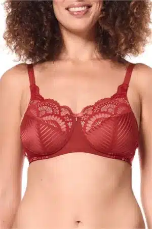 Amoena karolina padded non-wired bra lipstick/sand front view close up